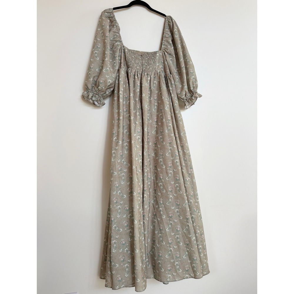 Carly Jean Los Angeles Sage Floral Maxi Dress - Picture 3 of 13